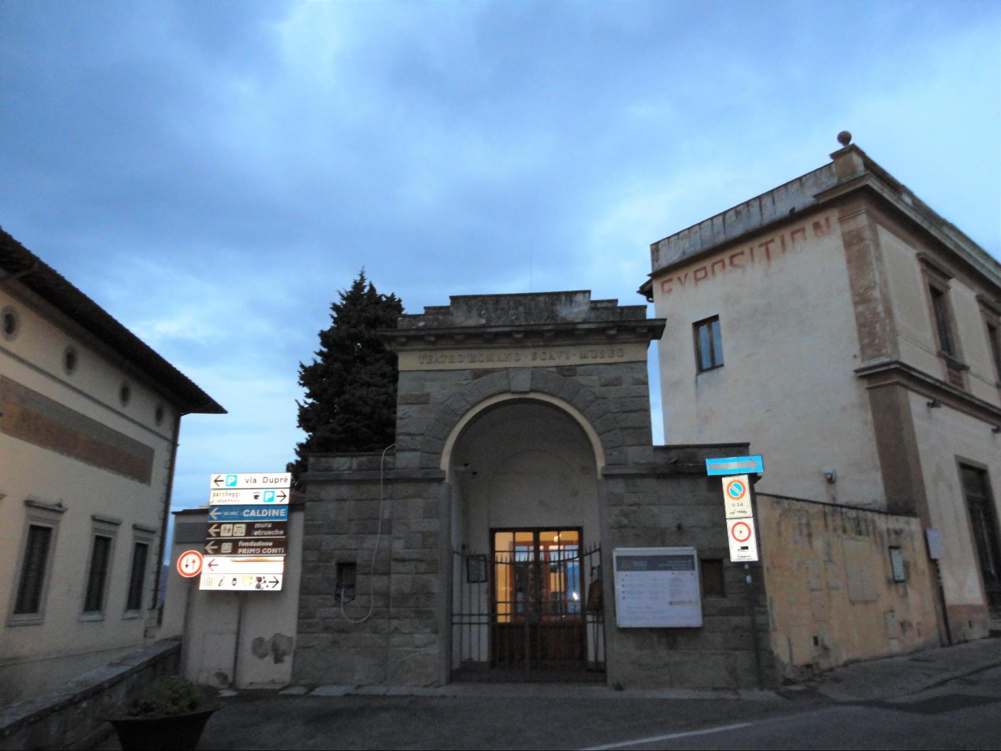 フィエーゾレ・遺跡地区、考古学博物館、バンディーニ美術館 入口 チケット売り場 (筆者撮影)
