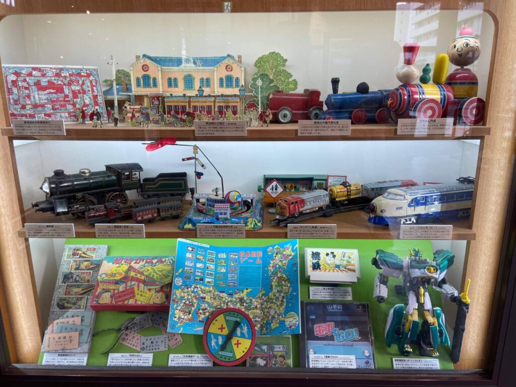 旧横濱鉄道歴史展示（旧横ギャラリー）・おもちゃの展示