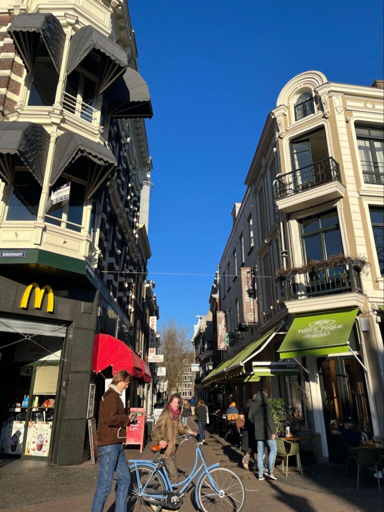 オランダの街並み・飲食店