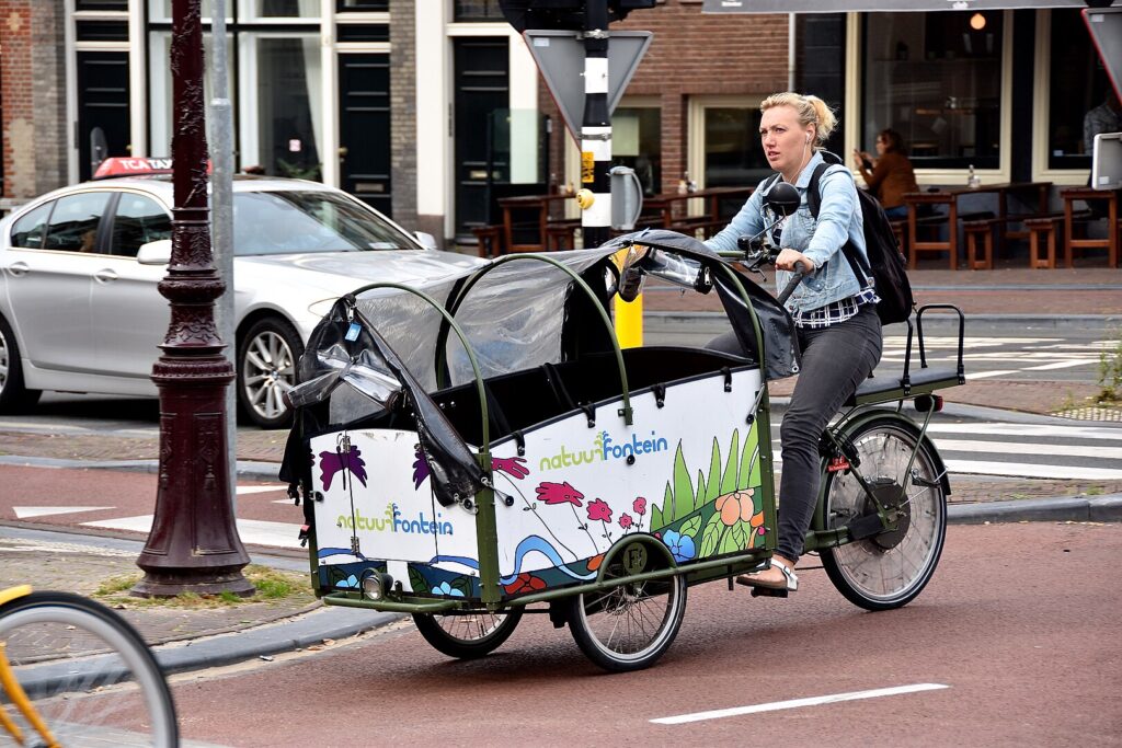 オランダの自転車：バクフィーツ（Bakfiets）