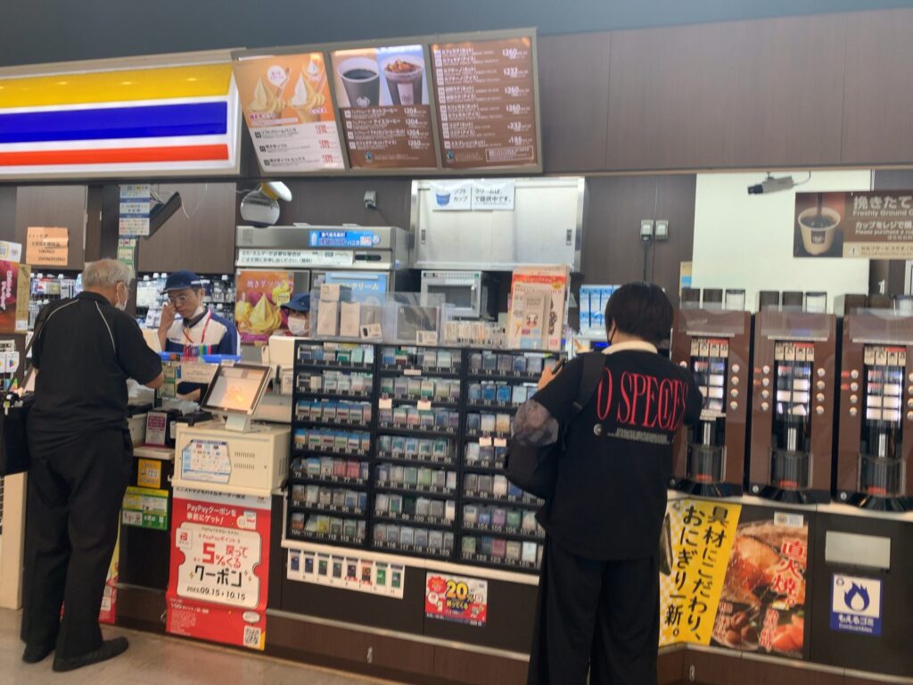 Narita airport - Ministop convenience store (ice cream and coffee)