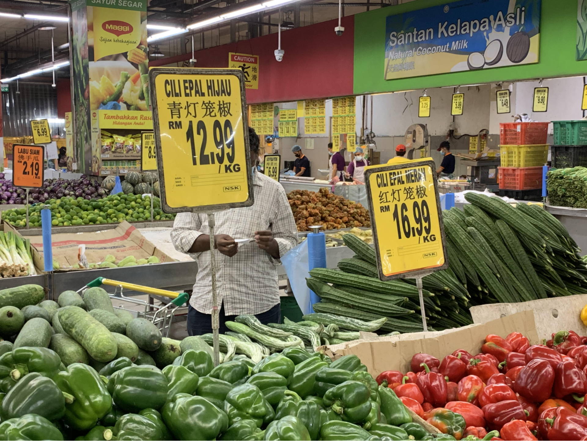 マレーシアのスーパーの野菜の価格