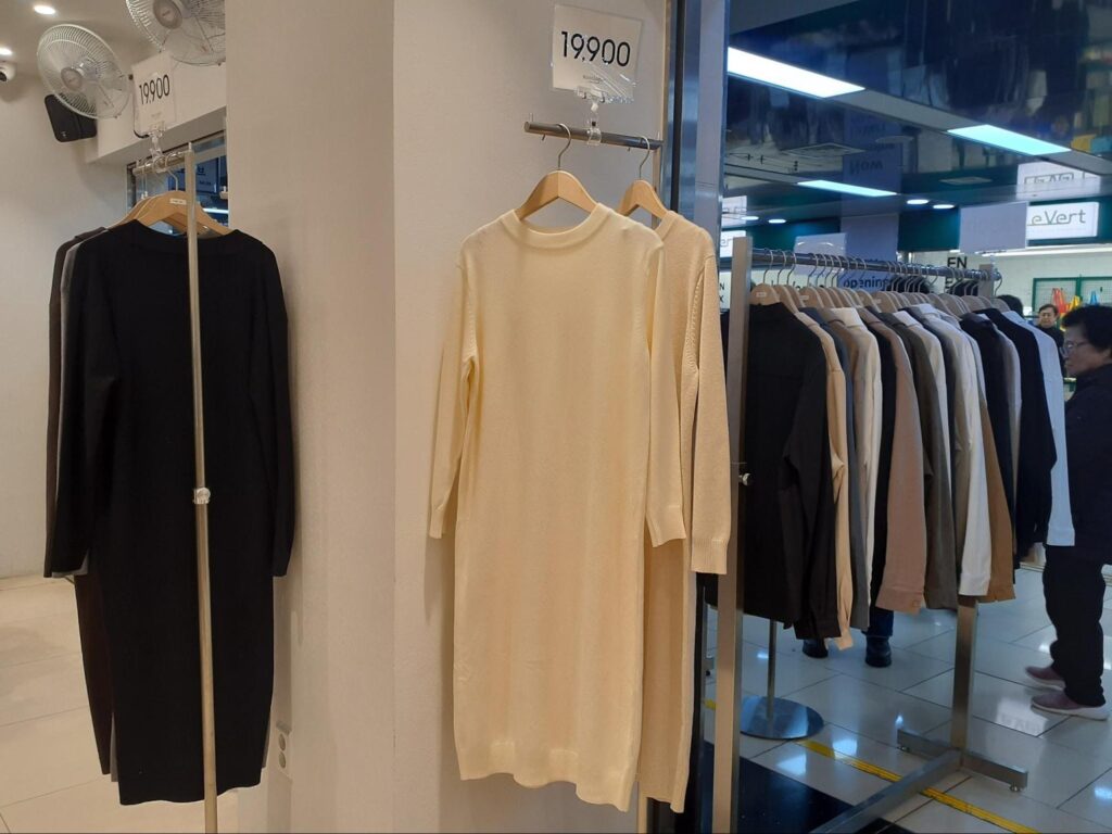 ソウル・永登浦地下街の洋服と物価