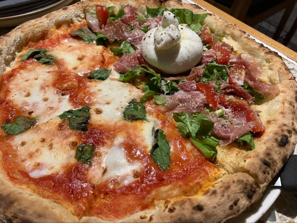 ダナンで食べたピザレストラン「Pizza 4P’s」