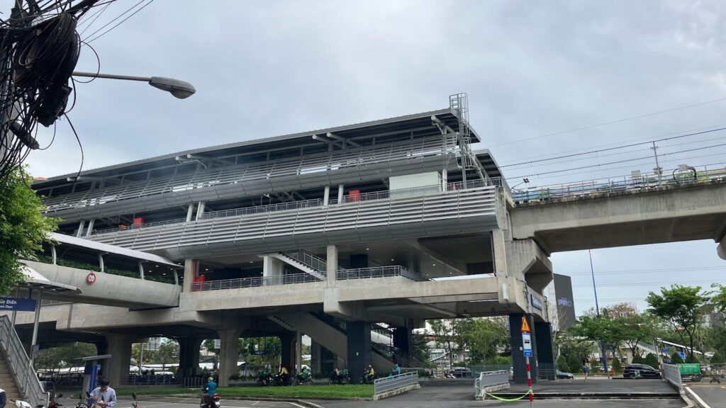 ホーチミン、Thao Dien Station タオディエン駅の外観